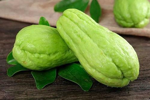 临沂吃生瓜网红叫什么,挑战味蕾极限！